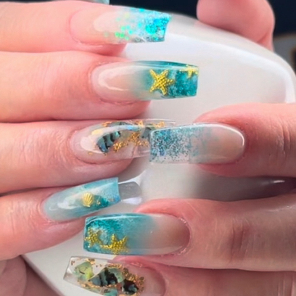 Full luxury encapsulated (10 nails) at Viziatta Nails in Philadelphia, PA