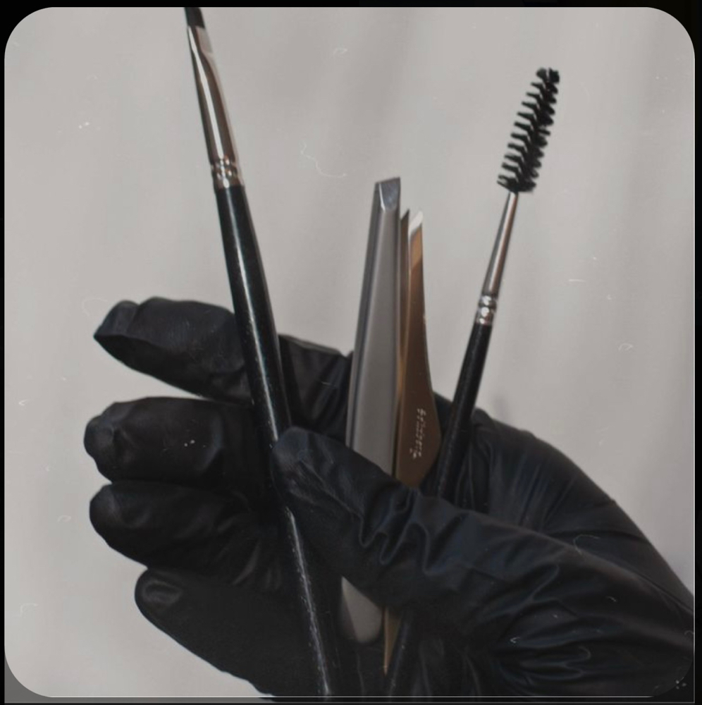 Brow Tinting With Wax