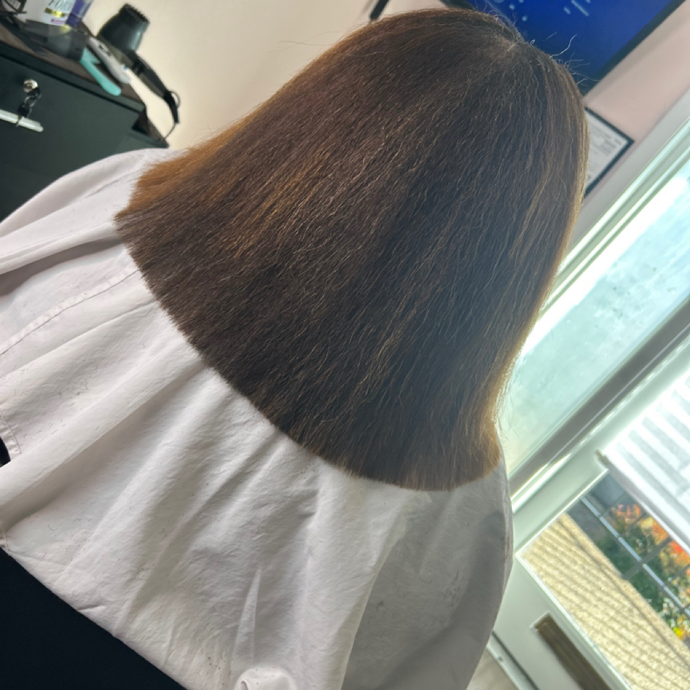 Trim at Eden Holistic Hair in Hendersonville, TN