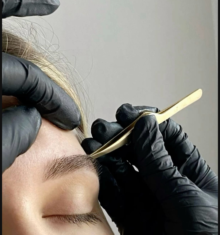 Brow Lamination And Tint