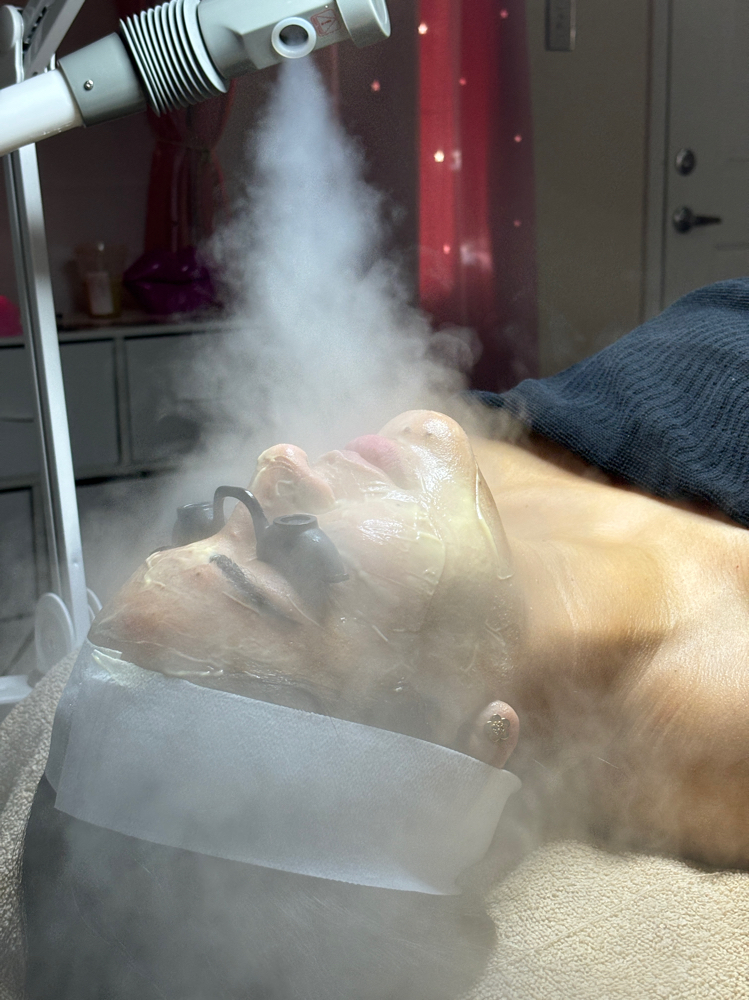 Enzyme / Hyperpigmentation Facial