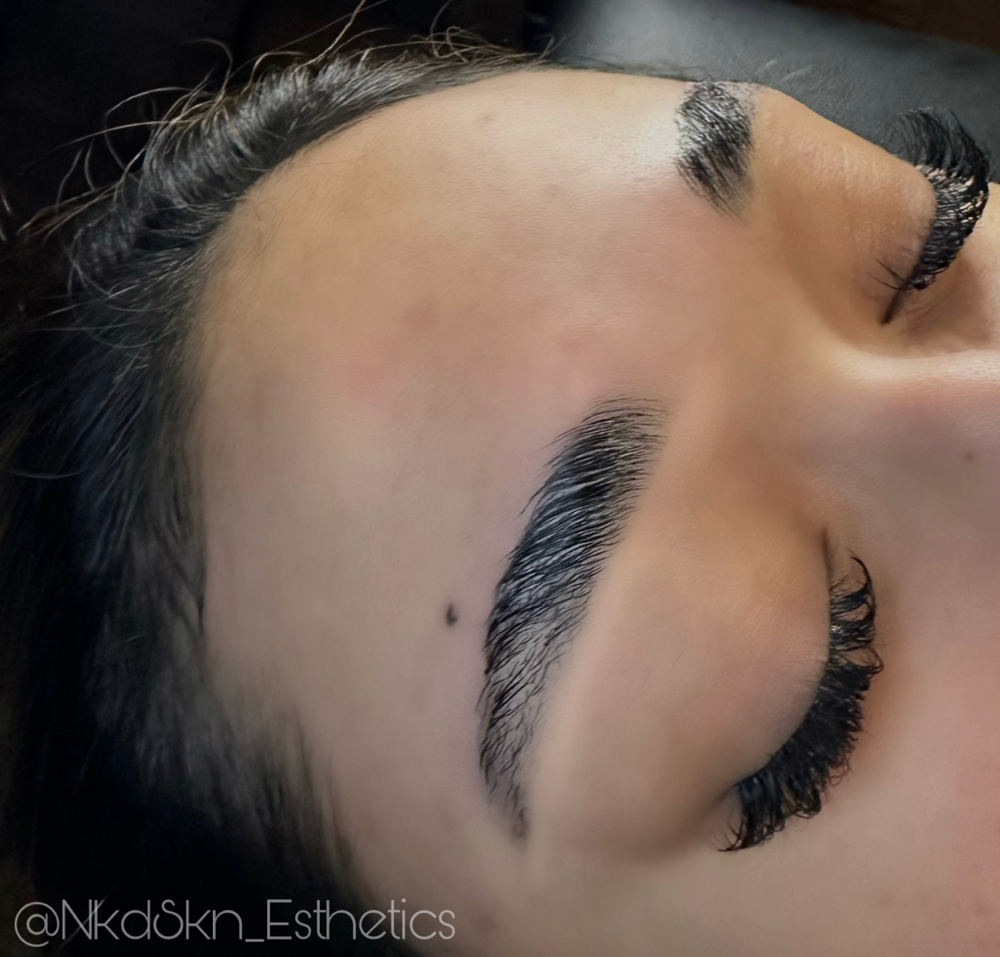 Brow Shaping & Lamination