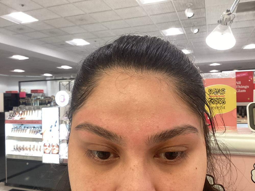 Sculpted Brow Shaping