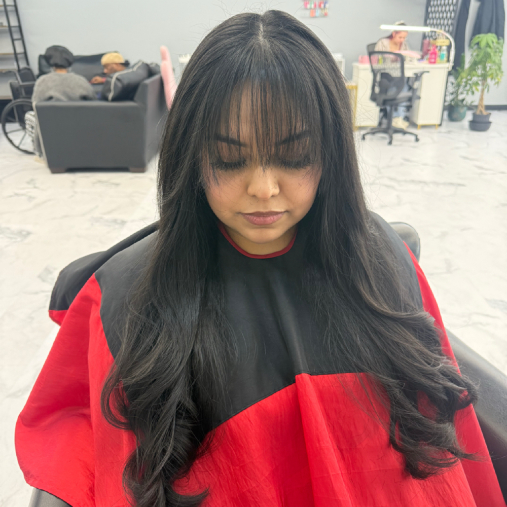 Women’s Haircut at Reyes Styles Barbershop & Salon in Salisbury, MD
