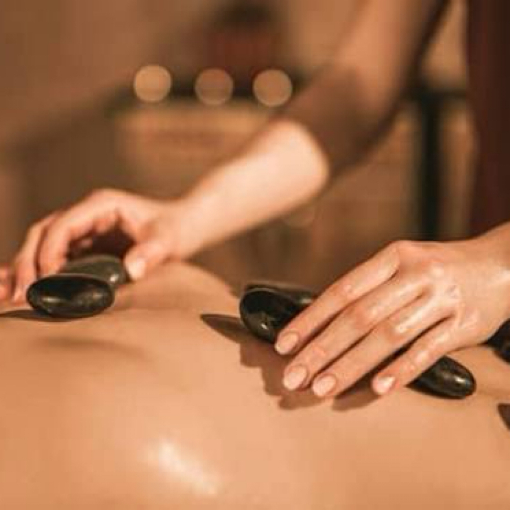 Hot Stones at Sono A Terra Massage & Bodywork in Blue Springs, MO