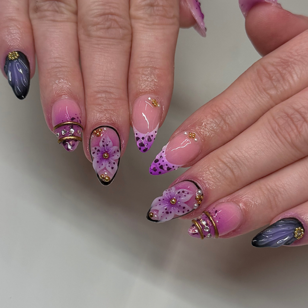 Medium Full Set at A Dose Of Beauty in Beattyville, KY