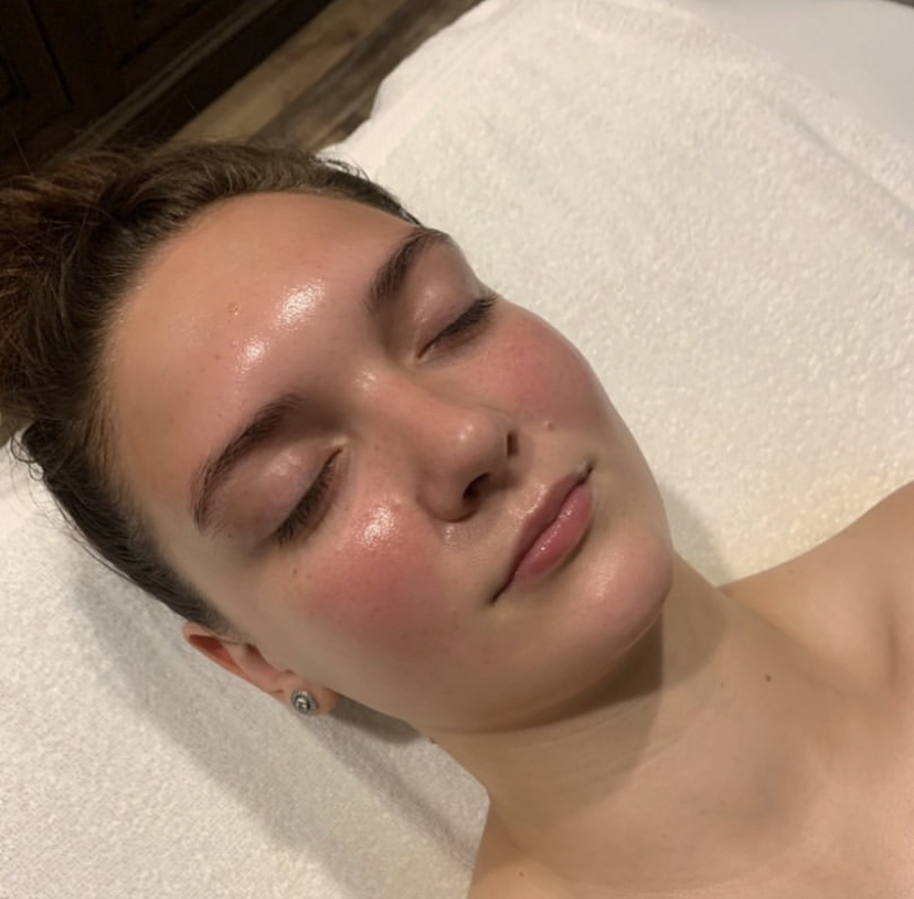 CUSTOMIZED FACIAL & DERMAPLANE