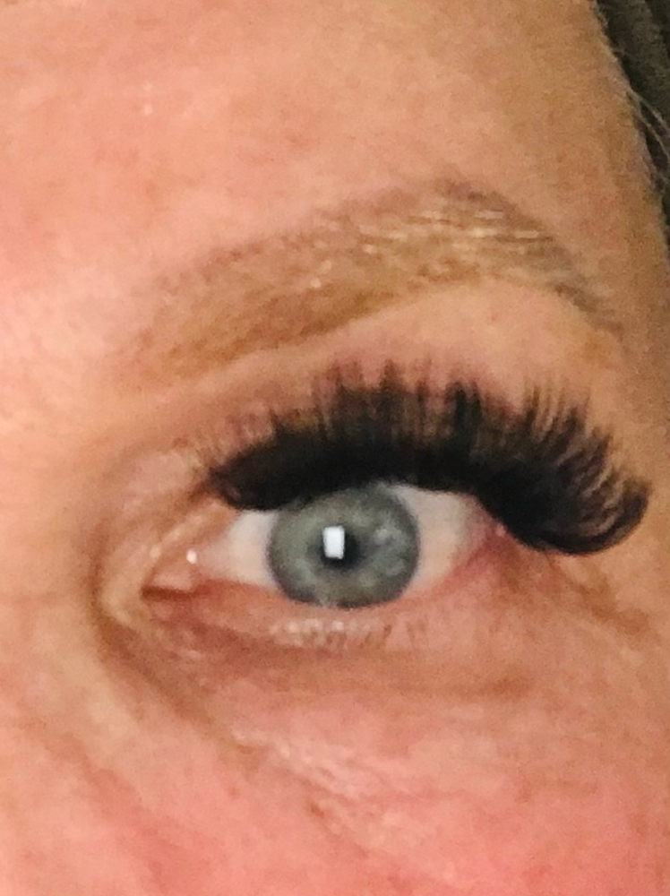 Mega Volume Lash Extension