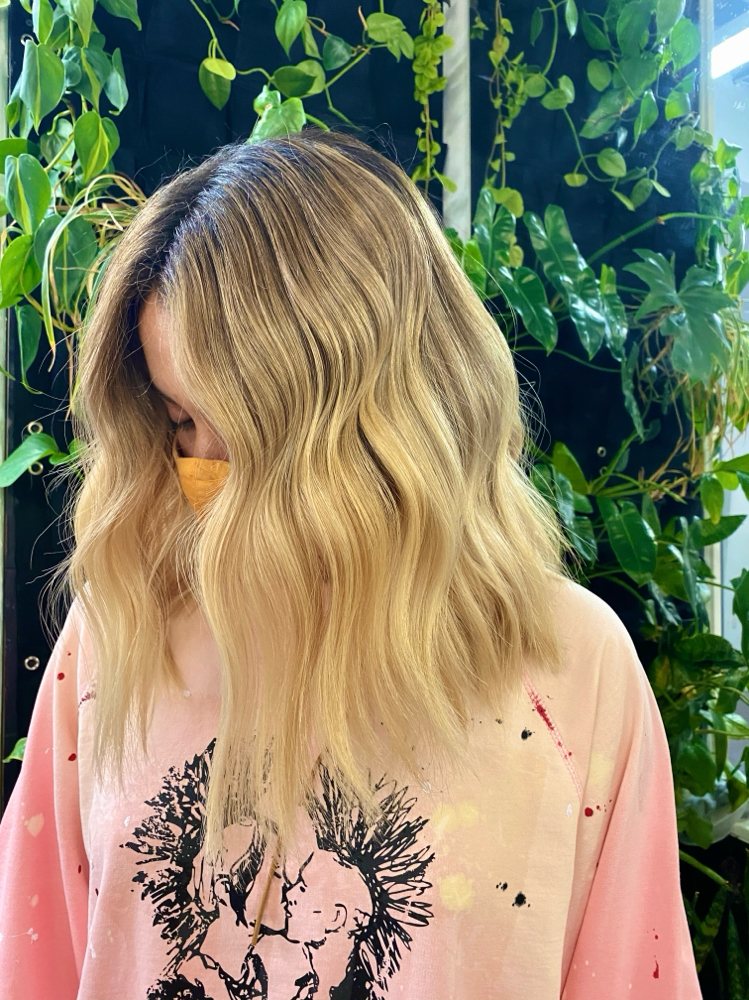 Full Lightening W/ Blow Dry