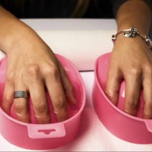 Soak Off at Bliss Beauty Bar in Houston, TX