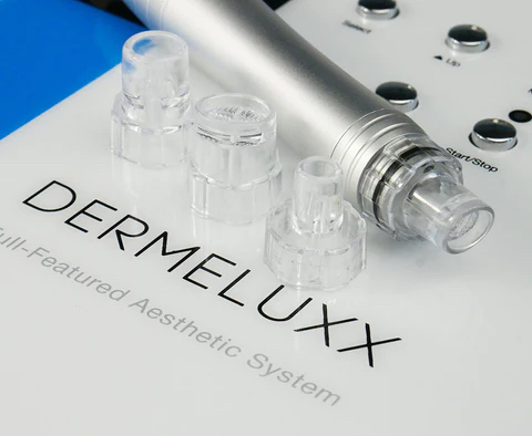 DermeLuxx Hydra Facial