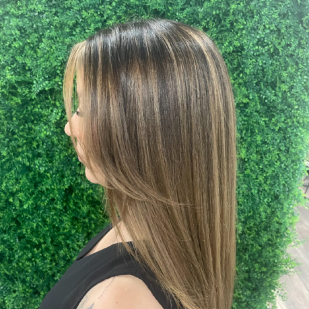 Root Smudge/Shadow Root at BKStyles in Marshall, MI