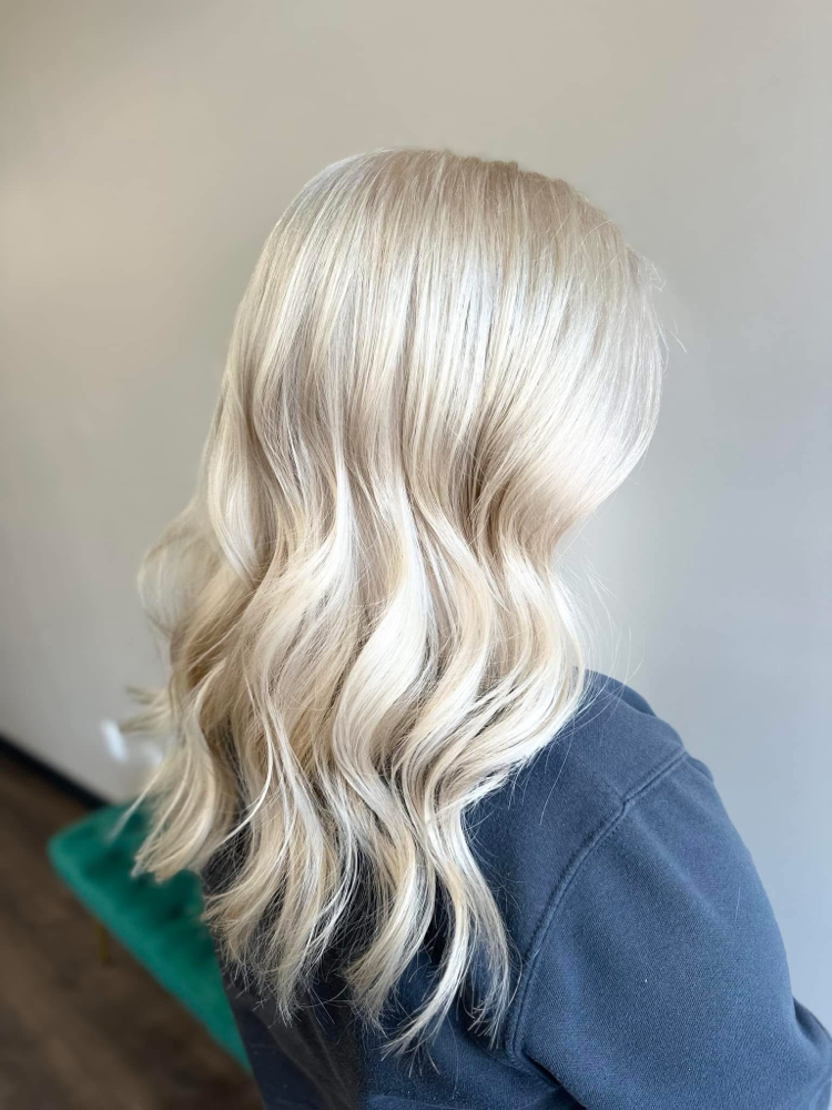 Solid Blondin Retouch