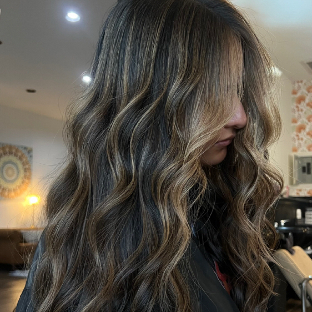 Partial Highlight at New Moon Studio in Southaven, MS