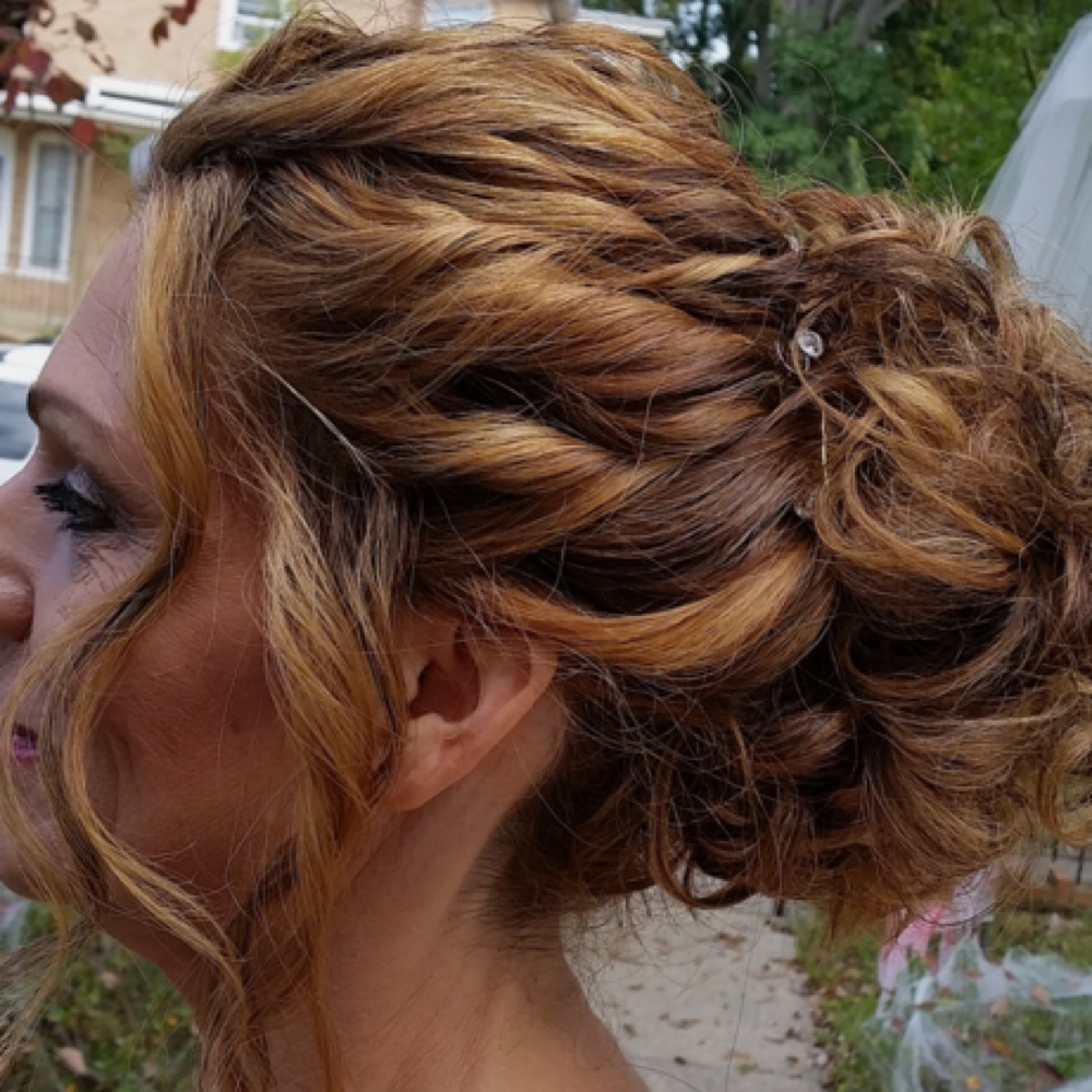 Updo Styling at thesalonbar in Tomball, TX