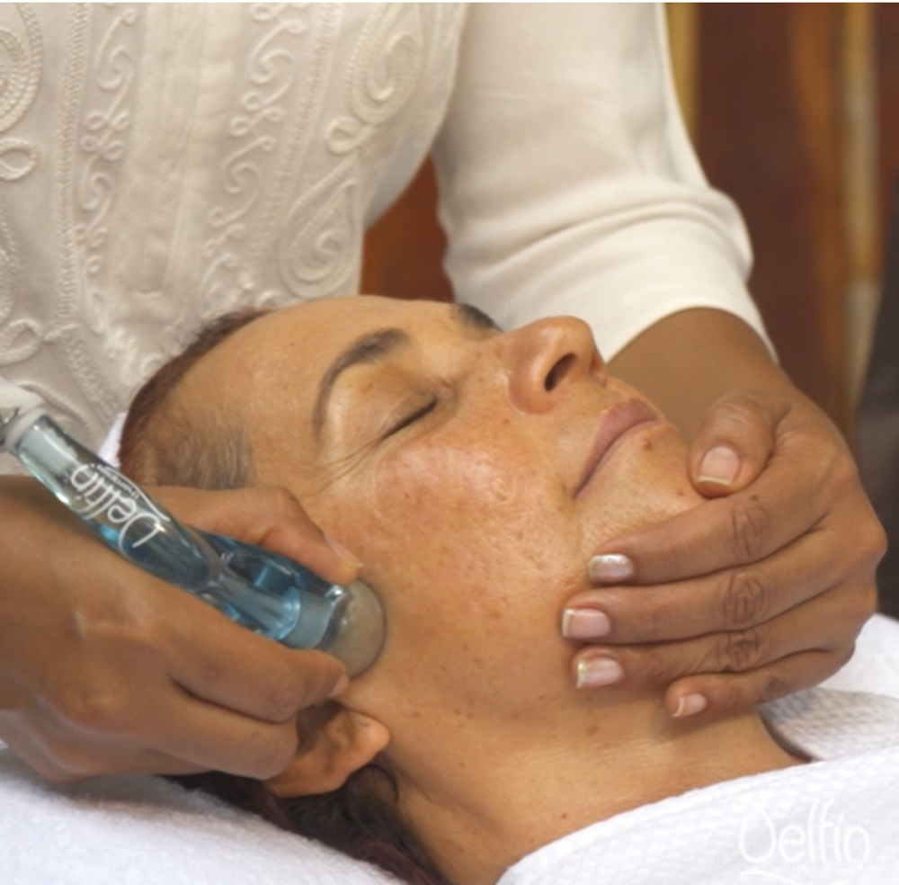Delfin therapy Facial at ShapedbyNicolabrowsandbody in Brooklyn, NY