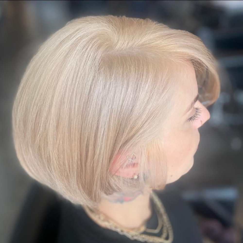 Root Retouch at Shannel Tresses in Seffner, FL
