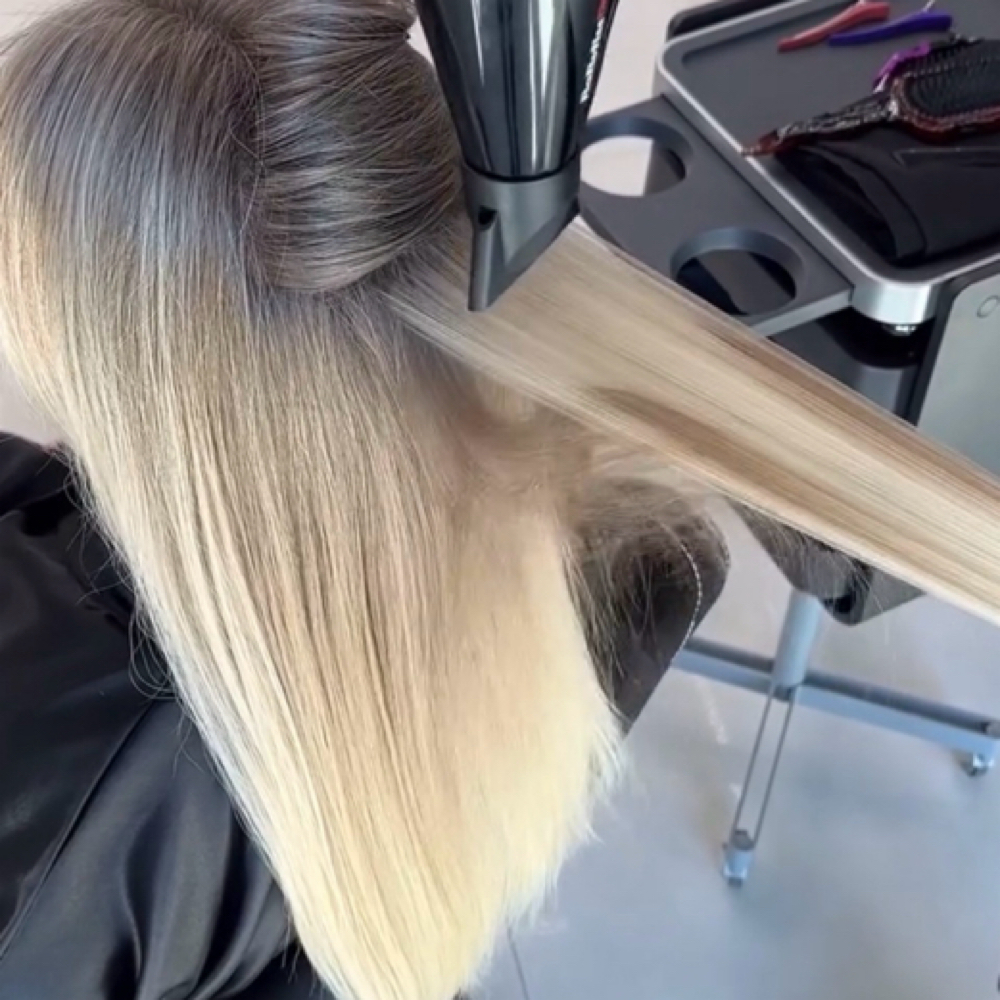 AIRTOUCH at Salon Vishay in Warwick, RI