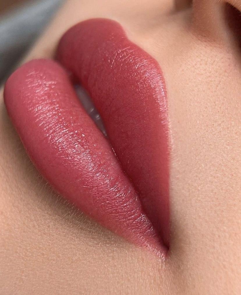 LIP BLUSH TOUCH UP (6-12 months)