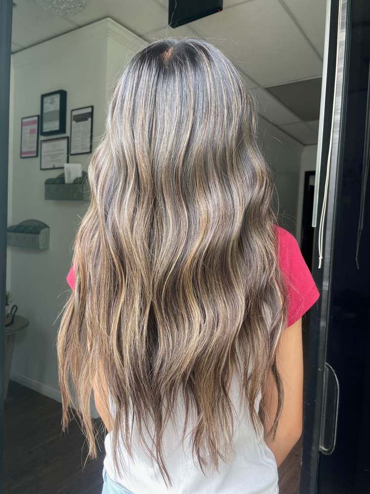 foilayage (balayage with foils)