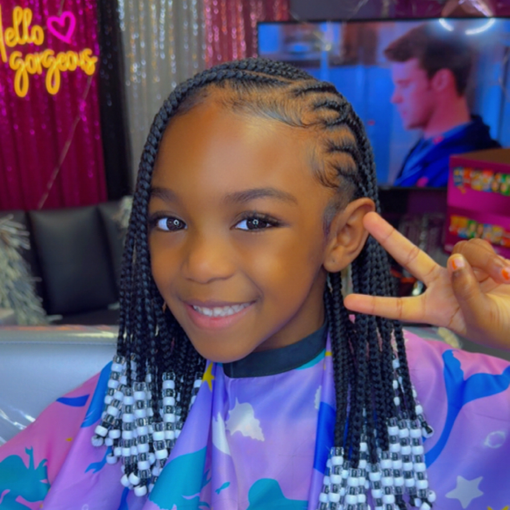 Kids Knotless braids And Twist at Weaves On Wheels in Pittsburgh, PA