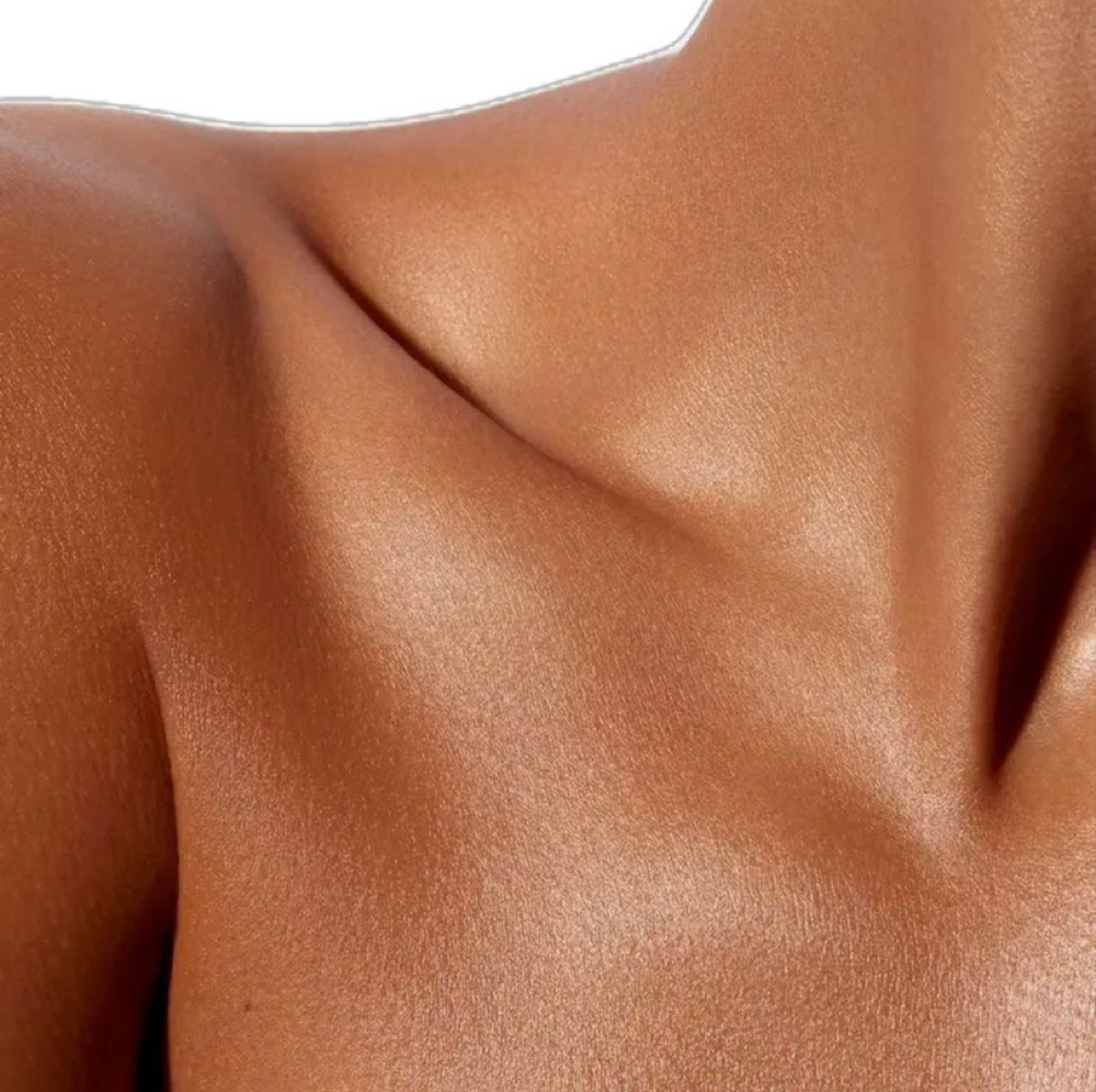 Deluxe Neck & Décolleté at Vaya Skin Club in Long Beach, CA