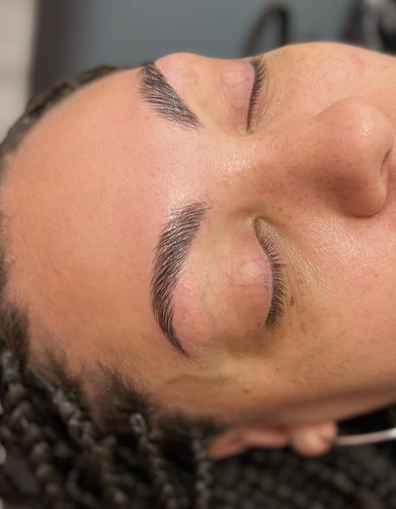 Eyebrow Lamination