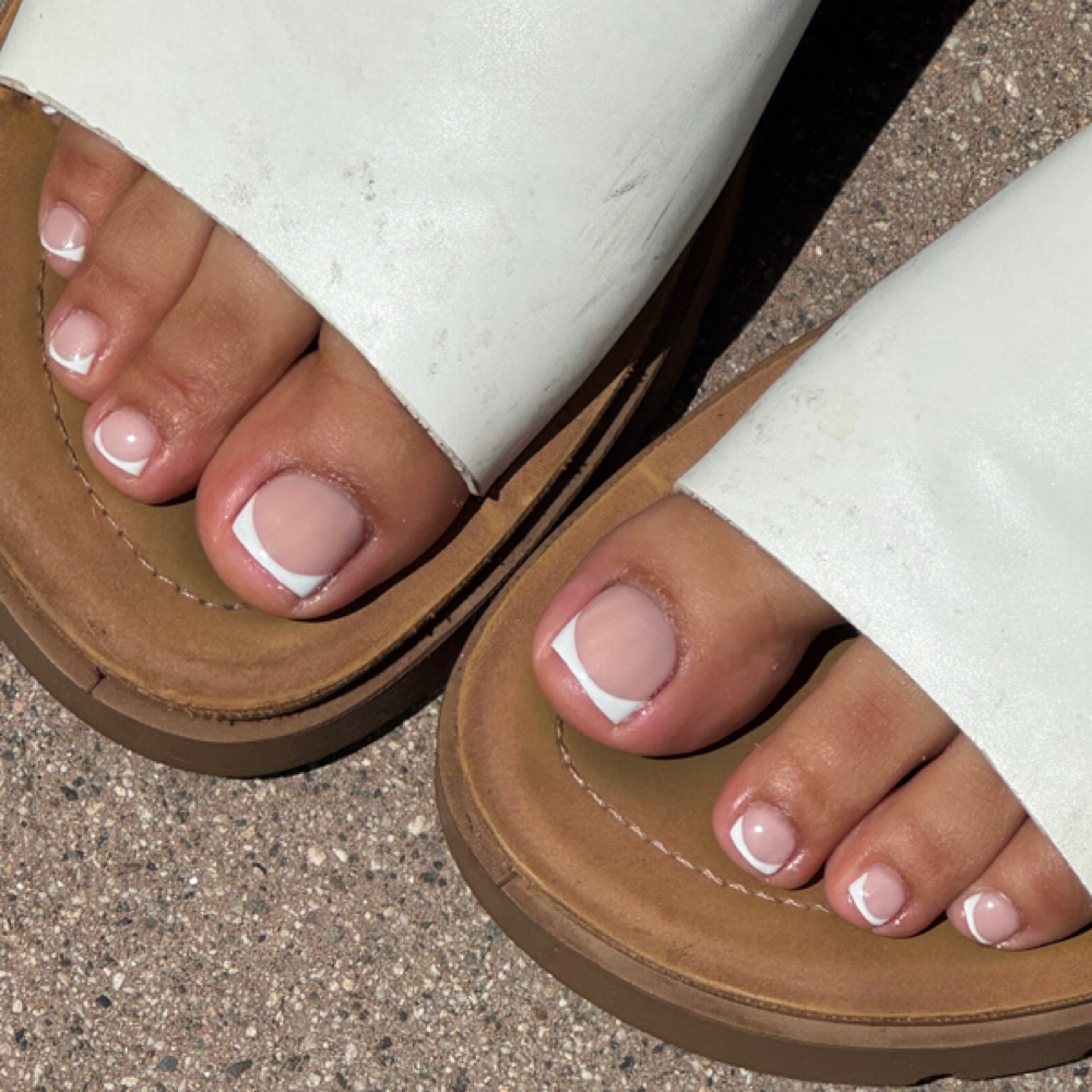 Dry Pedicure at The Fix Beauty Co LLC in Torrance, CA