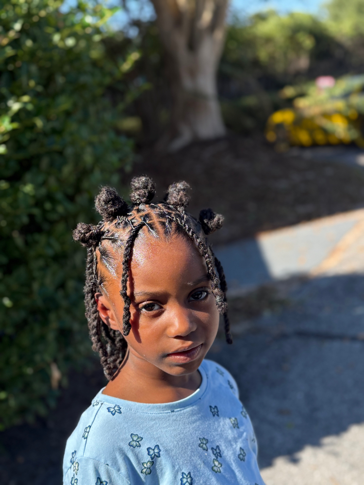 Kids Loc Maintenance w/deluxe style at Akilah’s Lounge in Pensacola, FL