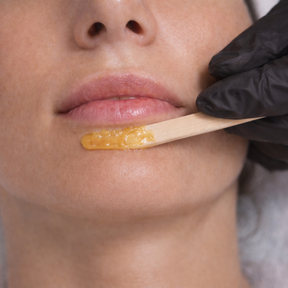 Under Lip Wax