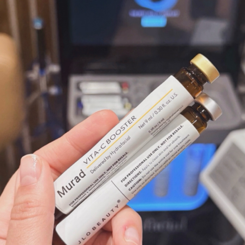 Deluxe Hydrafacial at SKINOVATION STUDIO in Irving, TX