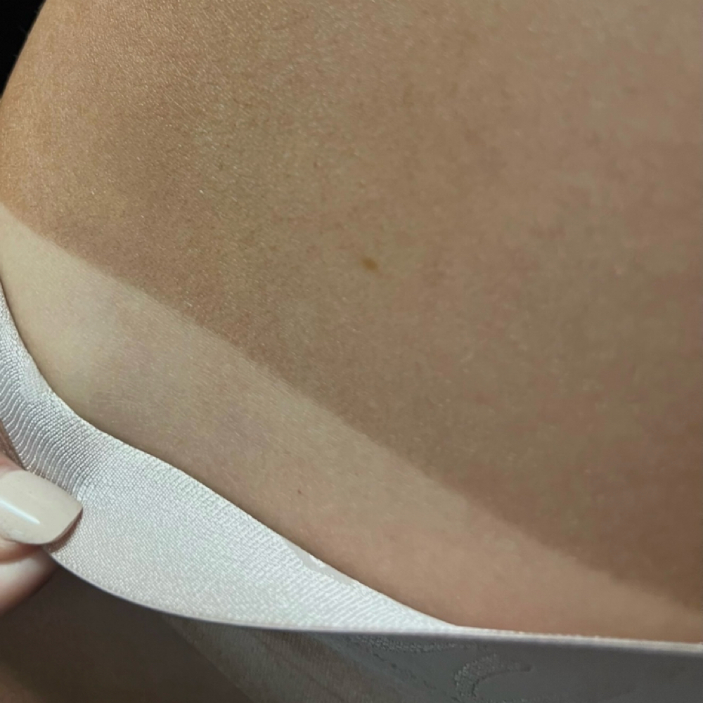Spray Tan With Hydration Spray at The Spruced Fox Salon in Spruce Pine, NC