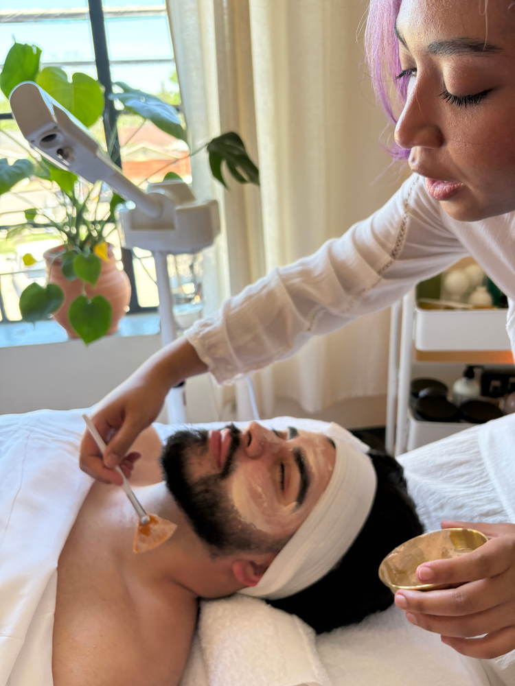 Botanical Hydrating Calm Facial