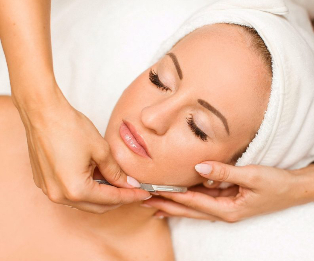 Dermaplaining (AddOn)