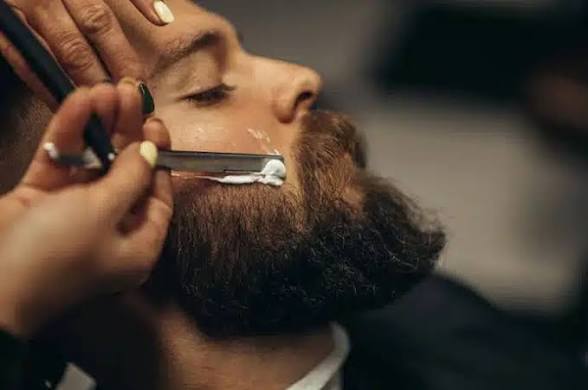 Mens Straight Razor Beard Line Up