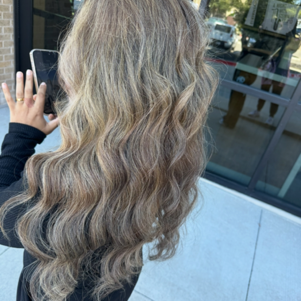 Shampoo Blowdry Style at Brittany Armstrong in Weatherford, TX