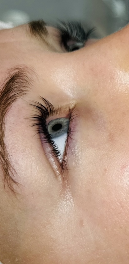 Lash Lift And Tint