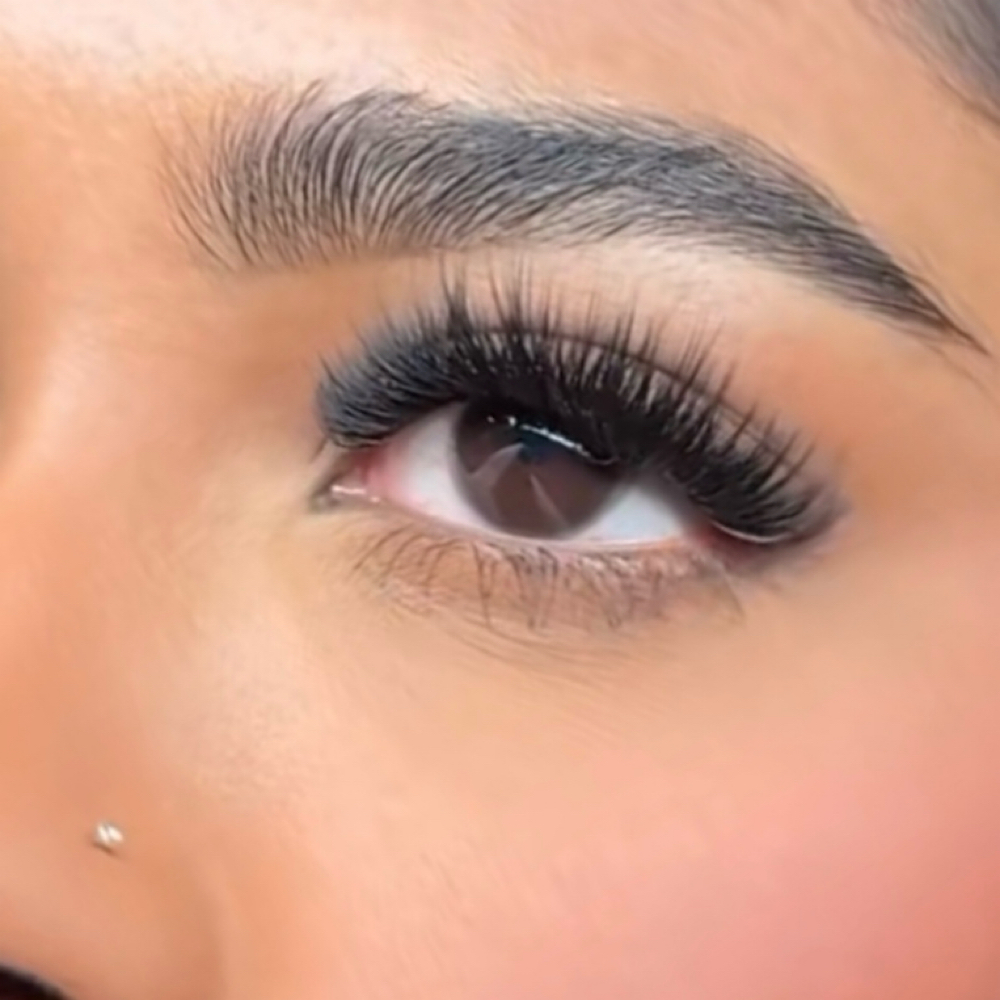 Hybrid Set at Ruby’s Beauty Bar in Davenport, FL