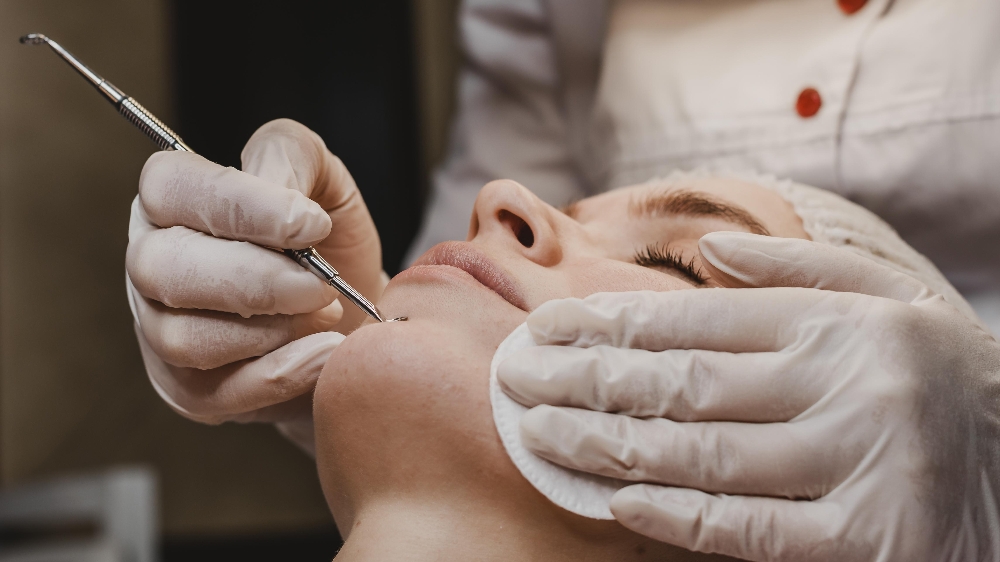 Cleanse + Exfoliation + Extractions
