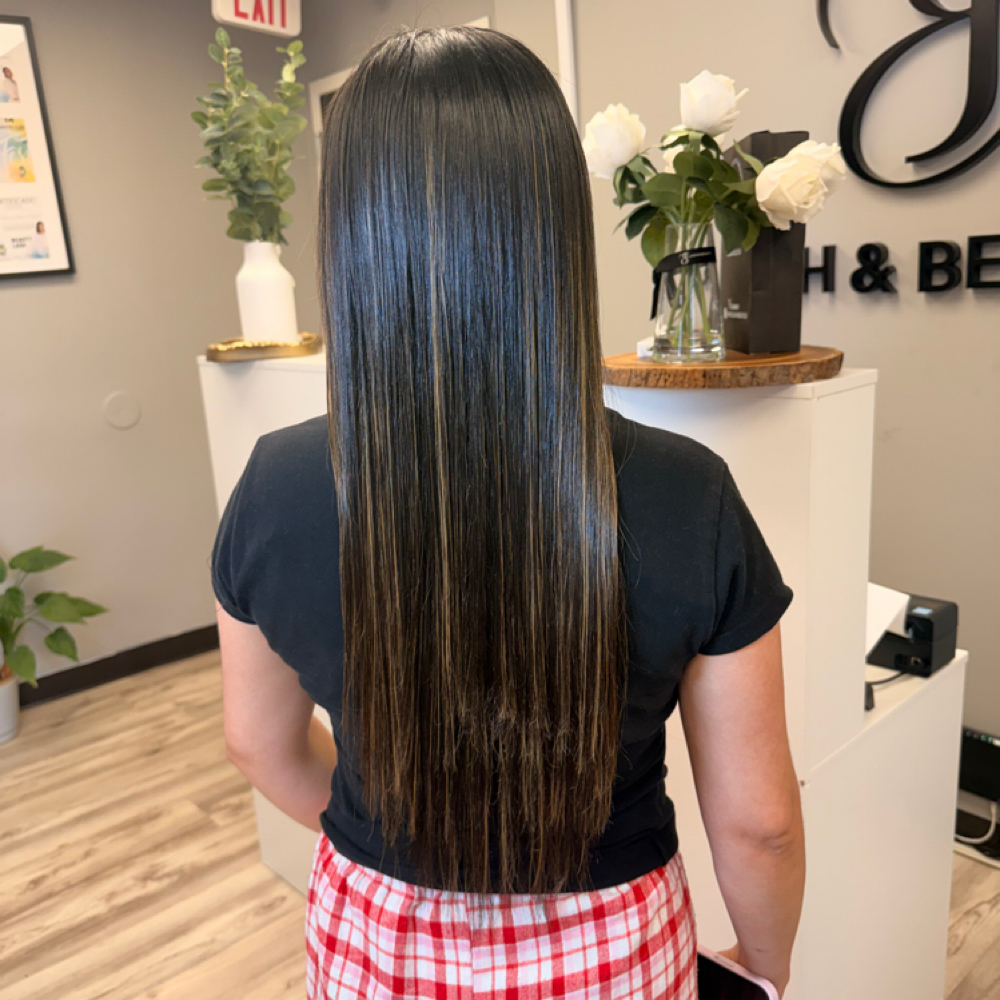 Blower + planchado at EJ LASH AND BEAUTY LLC in Silver Spring, MD
