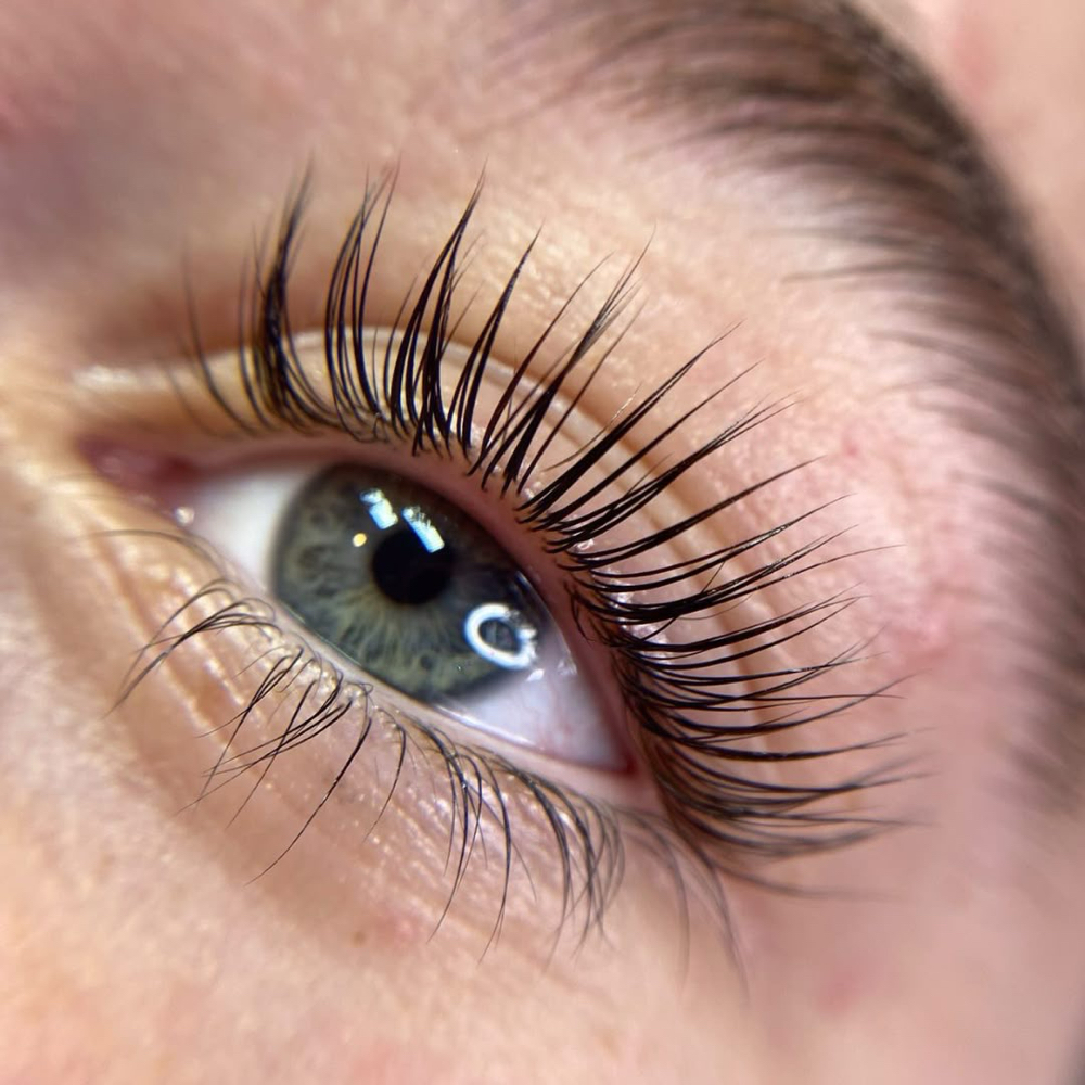 Lash Lift And Tint