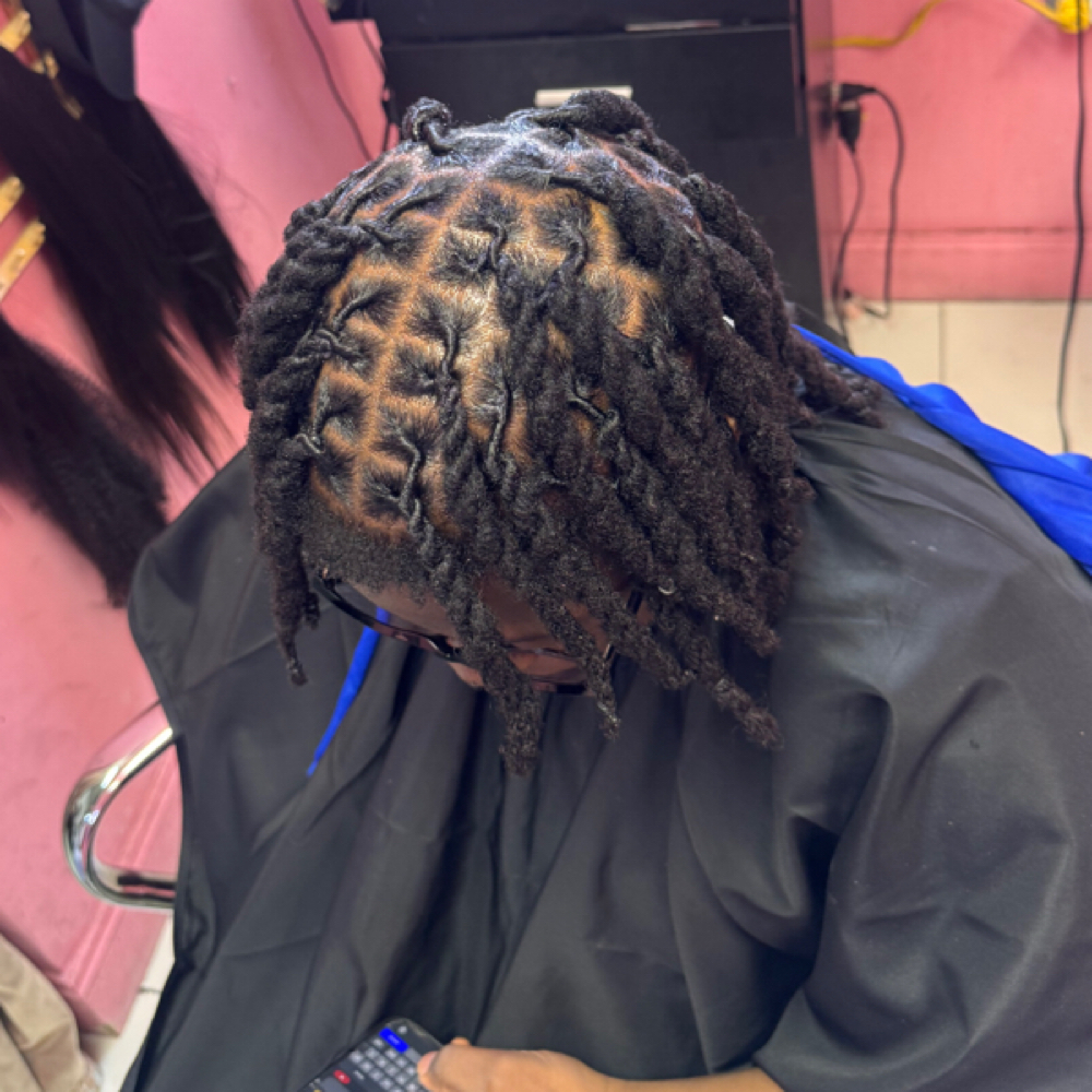 locs retwist and style at Mimistylx LLC in North Lauderdale, FL