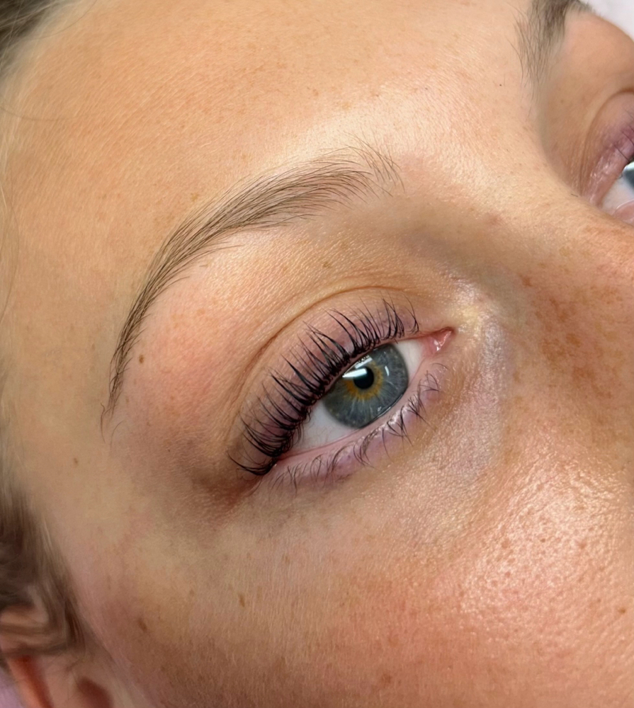 Lash Lift and Tint
