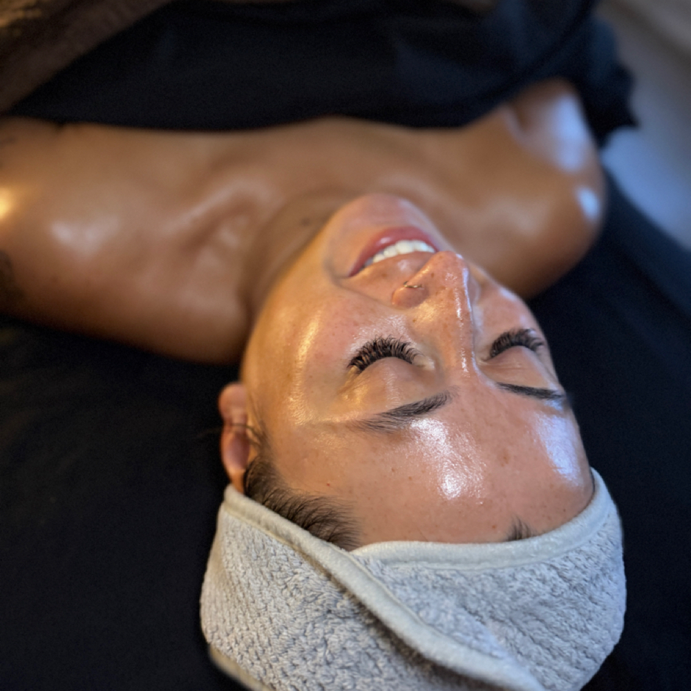 Consultation at Bare Skin Beauty LLC in Largo, FL