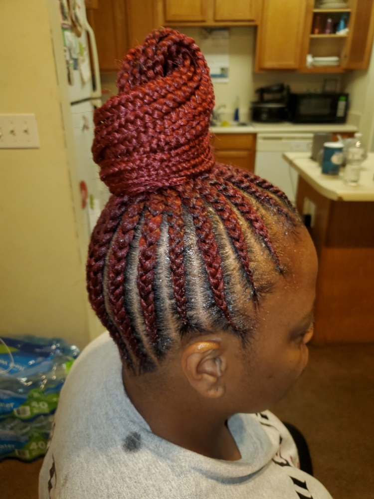 Small Feed-In Ponytail