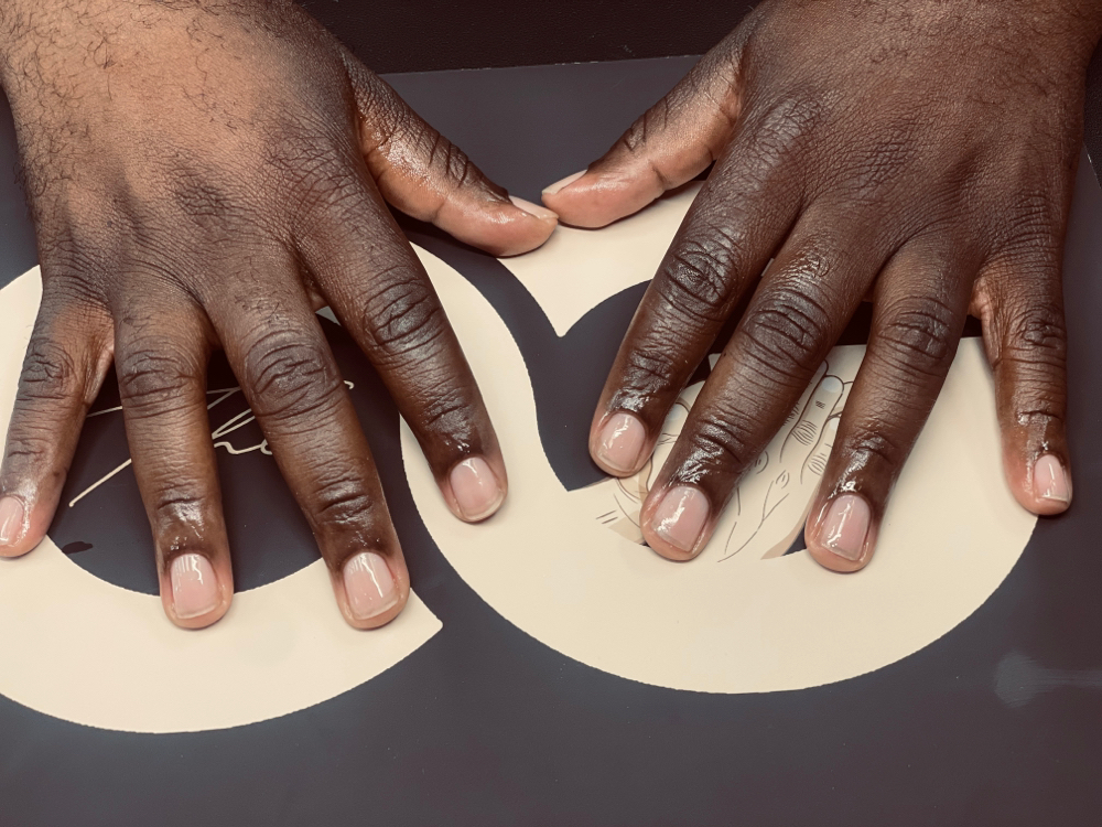 Deluxe Manicure
