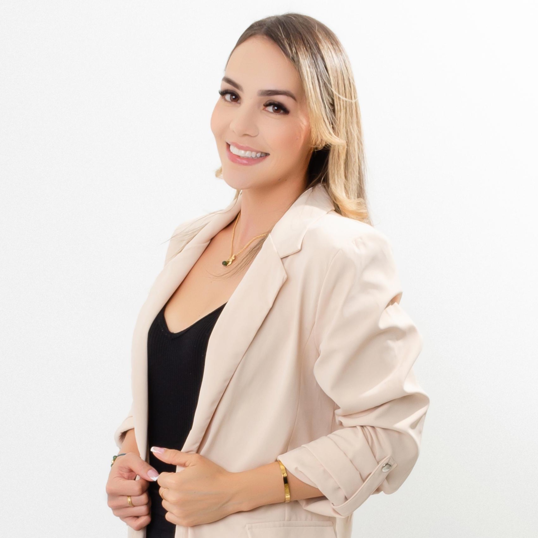 Brow & Lashes Consultation at VERSPA LASER AESTHETICS in Baldwin, NY