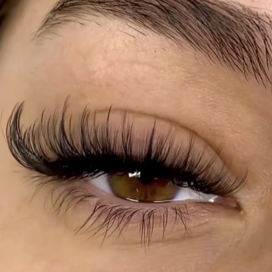 Hybrid at Ming’s Lashes and Spa in Des Moines, IA