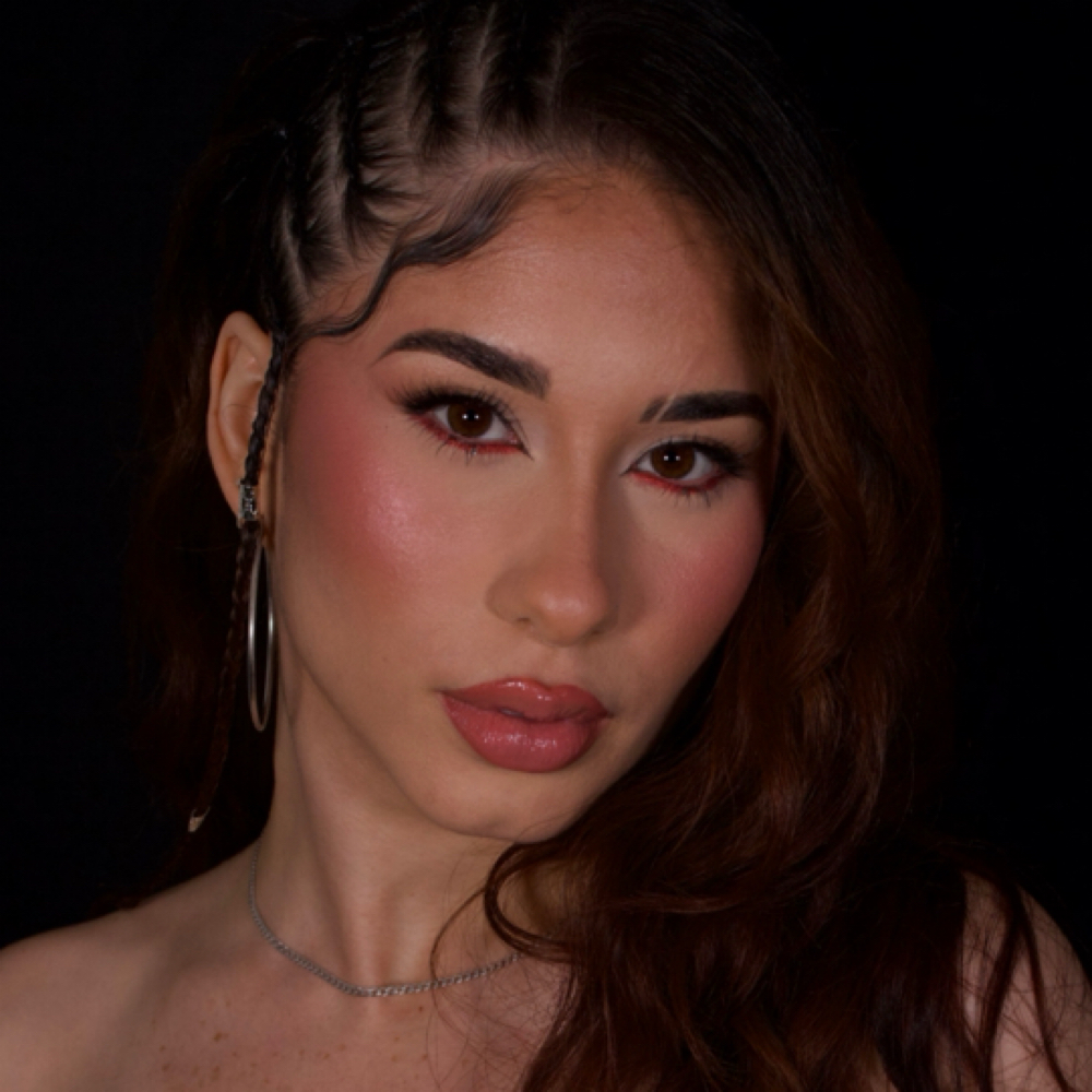 Clase: Pro Makeup Secrets at Aleja Kings Makeup Artist in San Juan, PR