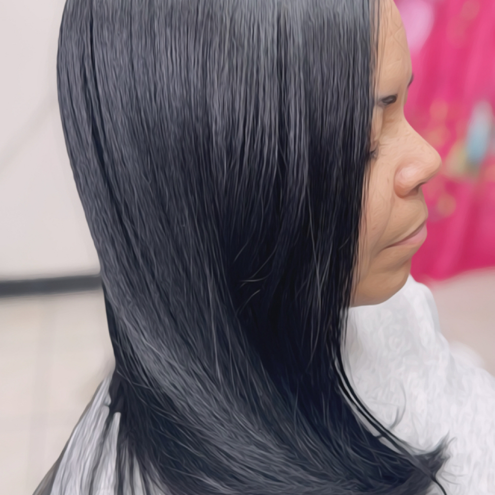 Signature Silk Press Experience at Kbraxtonhair in Forestville, MD